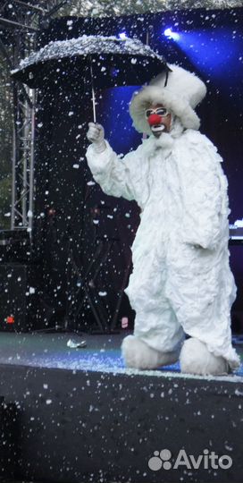 Тяжёлый дым.Снег.Огонь.Залпы конф