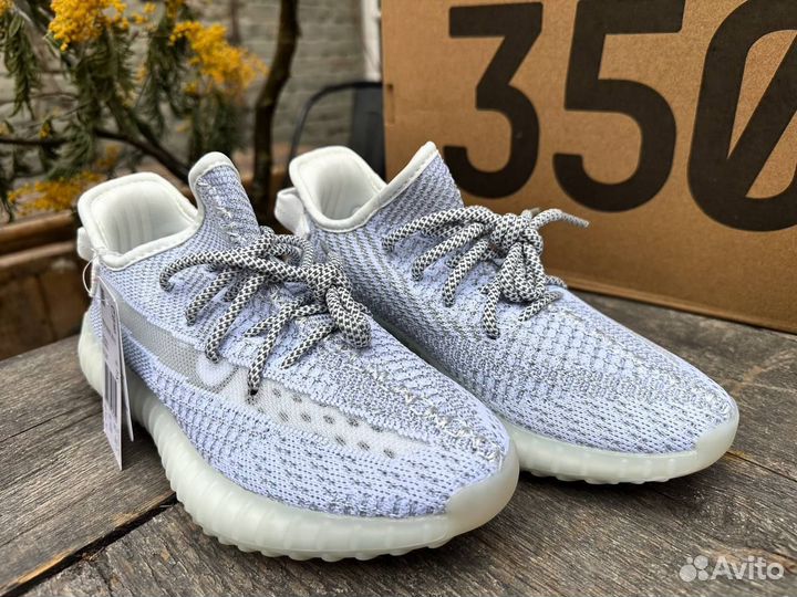 Кроссовки Adidas Yeezy Boost 350 весна-лето серые