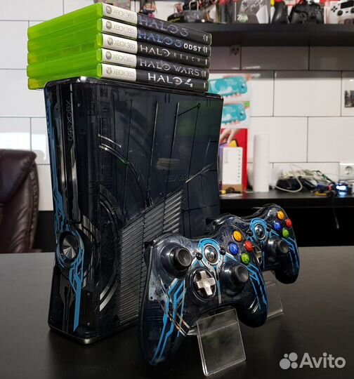 XBox 360 Slim 320Gb halo Edition + игры