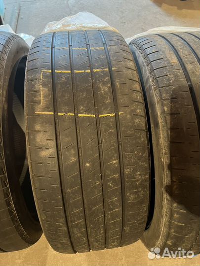 Bridgestone Turanza T005A 235/45 R18 W