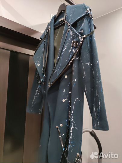 Пальто унисекс Apti Eziev