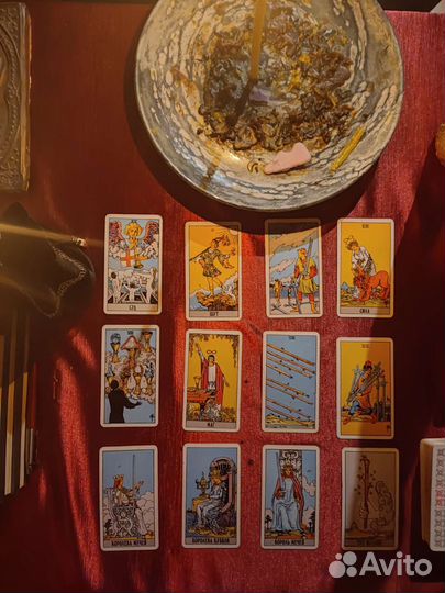 Приворот, Гадание таро, Любовная магия