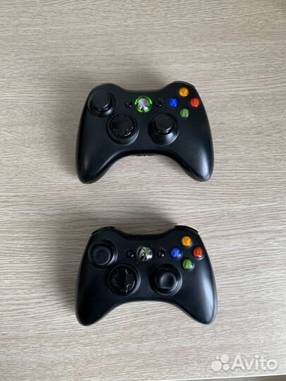 Xbox 360 прошитый freeboot+два геймпада
