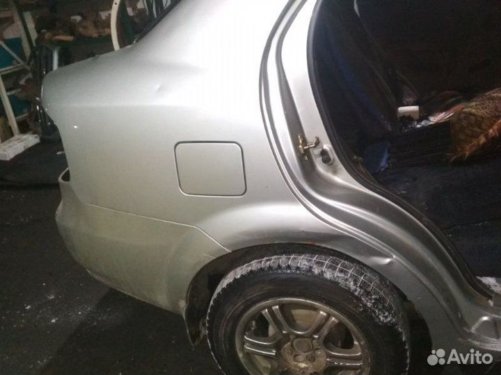 Крыло заднее правое Chevrolet Aveo T200 2006