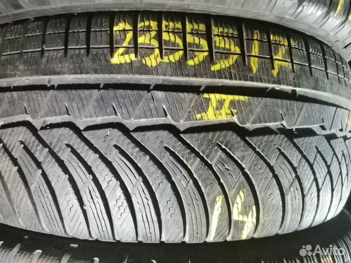 Michelin Pilot Alpin PA4 235/55 R17