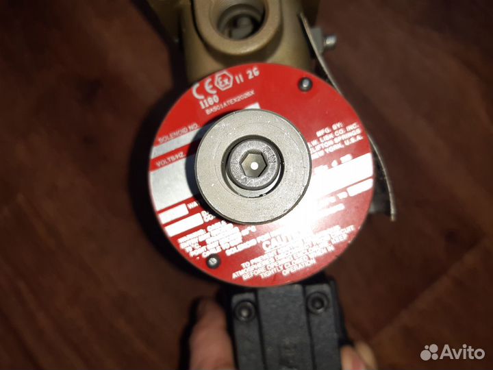 Vickers DG5S4 масло минеральное