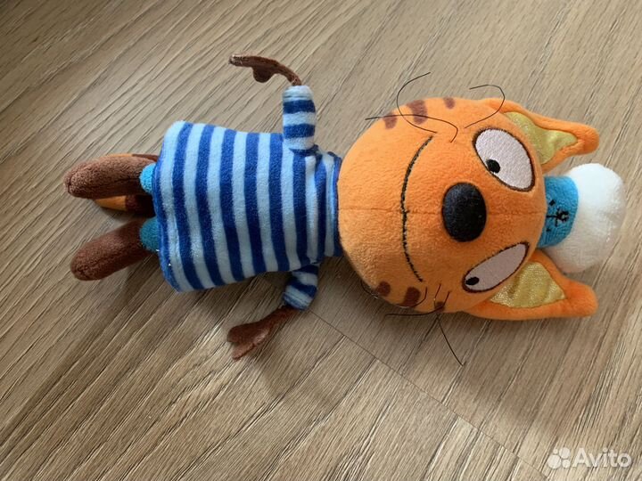 Кот Коржик из 3 кота