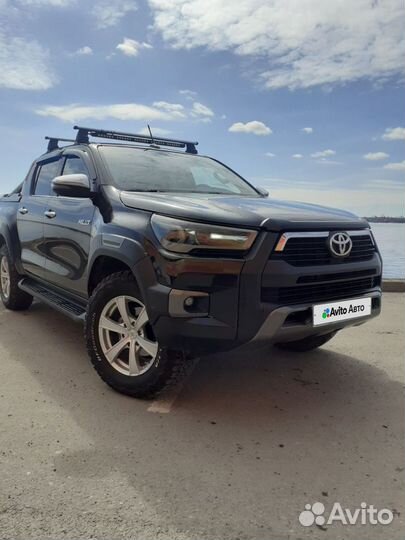 Toyota Hilux 2.8 AT, 2018, 141 000 км