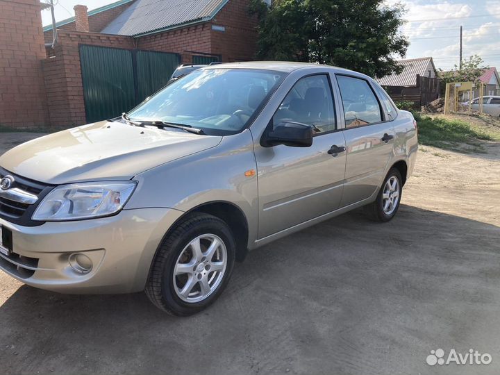 LADA Granta 1.6 МТ, 2012, 105 000 км