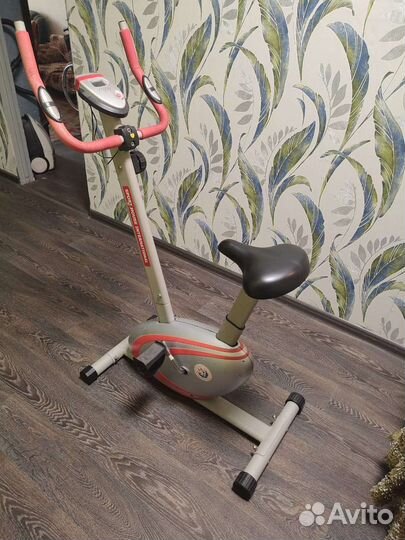 Велотренажер для красивых ног)