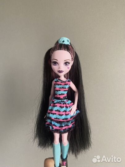 Кукла Монстер Хай Дракулаура