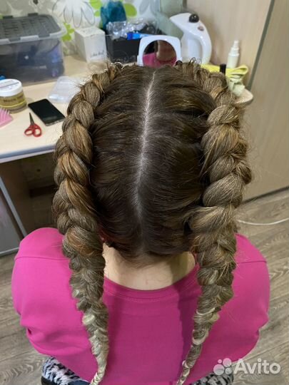 Модель на афрокосы