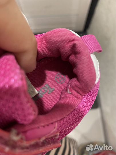 Кроссовки для девочки 22