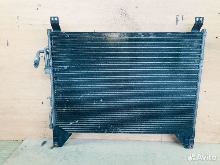 Радиатор охл. кондицион. SsangYong Rexton-2, 2009г