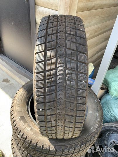 Roadstone Winguard Ice 225/65 R17