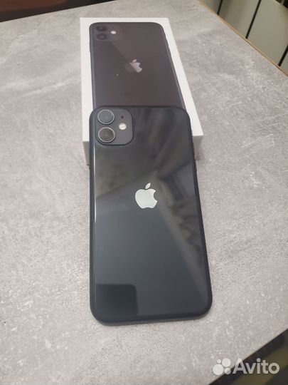 iPhone 11, 64 ГБ