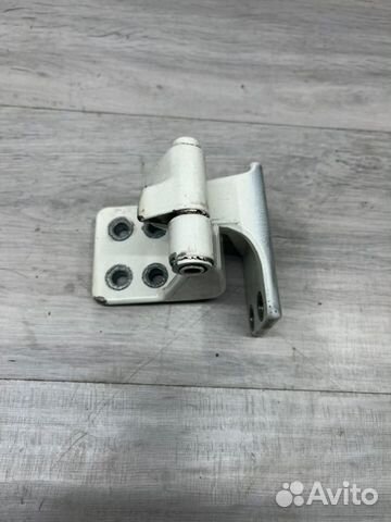 Петля двери левая Man Tgl Tgm Tgs Tga D0834 2012