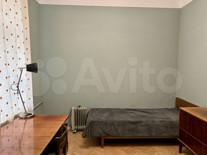 3-к. квартира, 75 м², 2/5 эт.