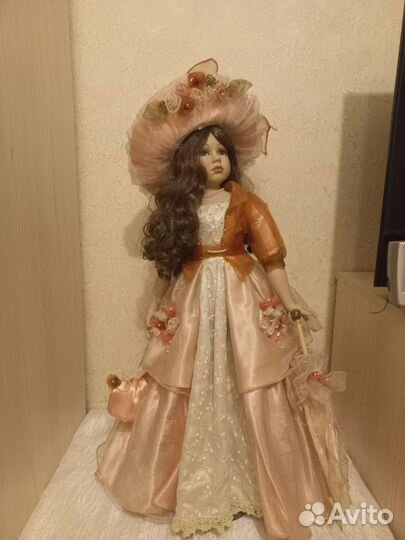 Кукла фарфоровая remeco collection