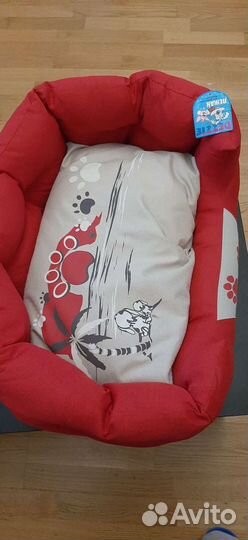 Ошейники, поводки, игрушки, миски, одежда для соба