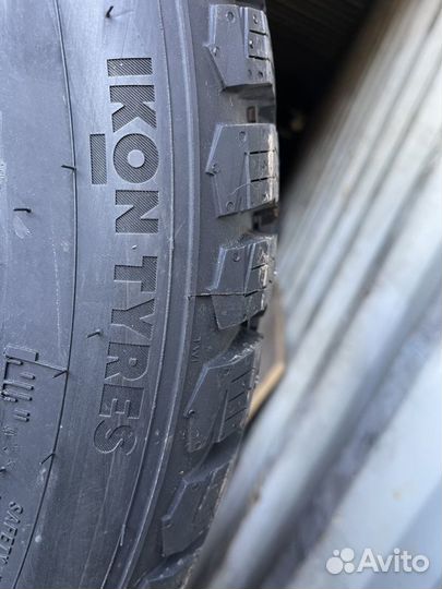 Ikon Tyres Autograph Ice 9 SUV 275/40 R20 106T