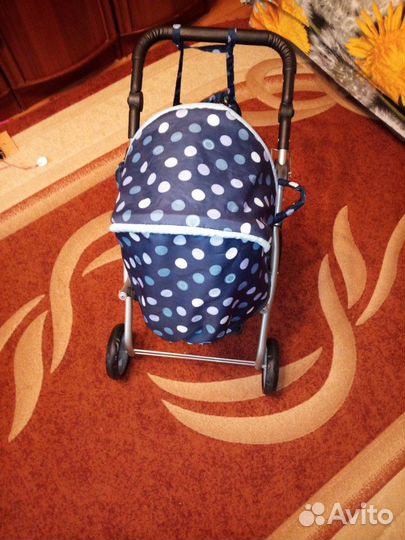 Коляска для кукол