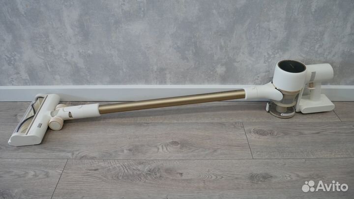 Вертикальный пылесос Dreame R10