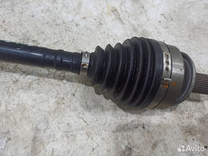 Привод передний левый