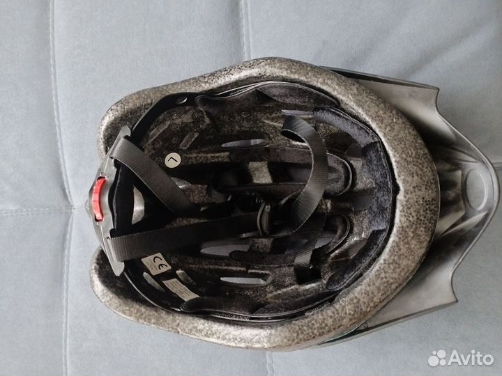 Велошлем STG