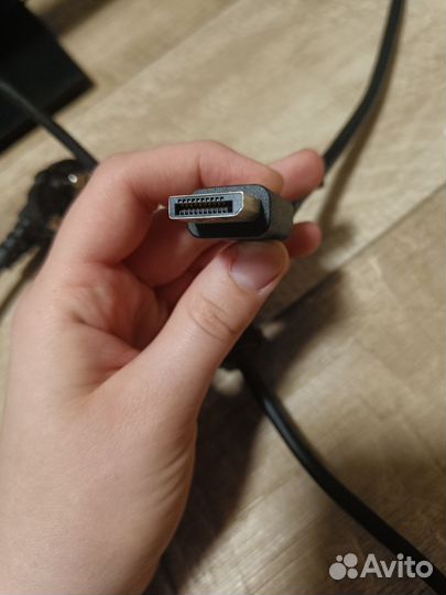 Монитор Dell