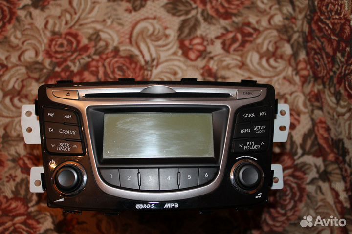 Штатная магнитола на solaris 1 без рамки