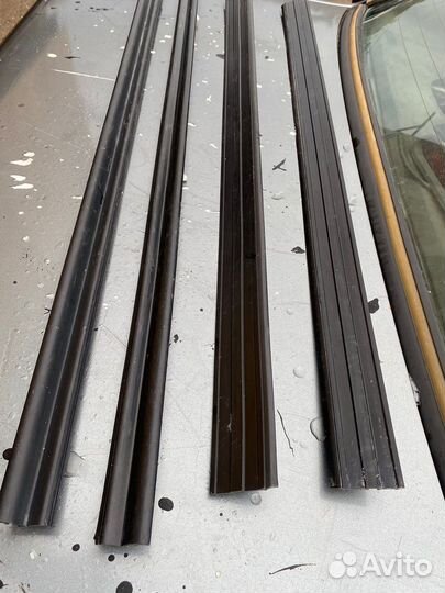 Накладки порогов BMW E21