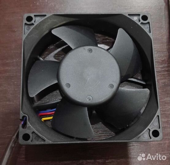 Кулер блока питания whatsminer da08025b12ug