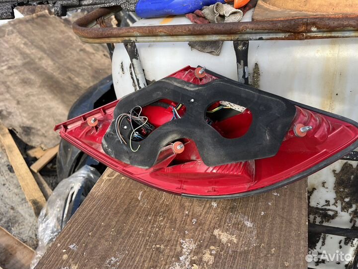 Стопарь для Мерседес CL500 W216 левый