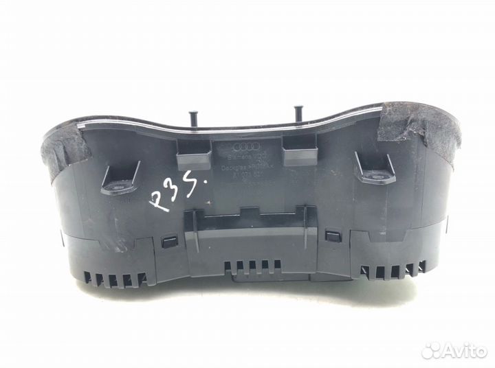 Щиток приборов (приборная панель) Audi A3 8P 1.9