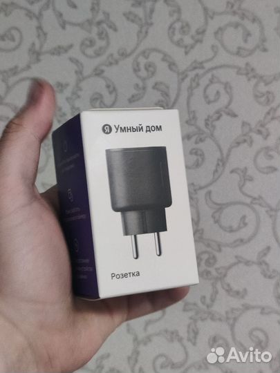 Умная розетка Яндекс Matter