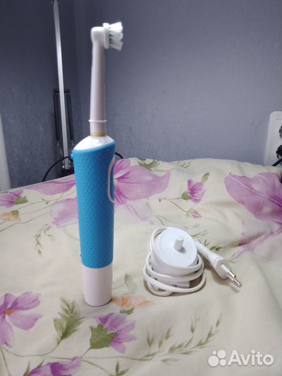 Зубная щетка oral b бу без насадки