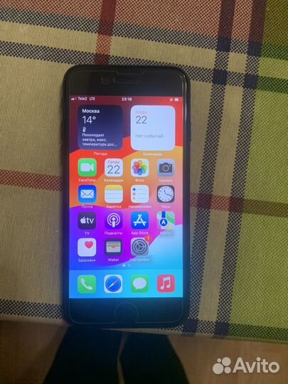 iPhone SE (2020), 64 ГБ