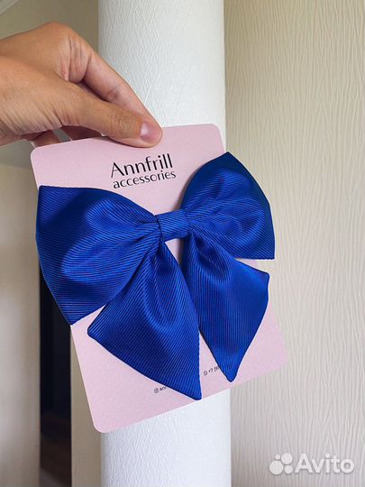 Бант ручной работы из шёлка Gucci