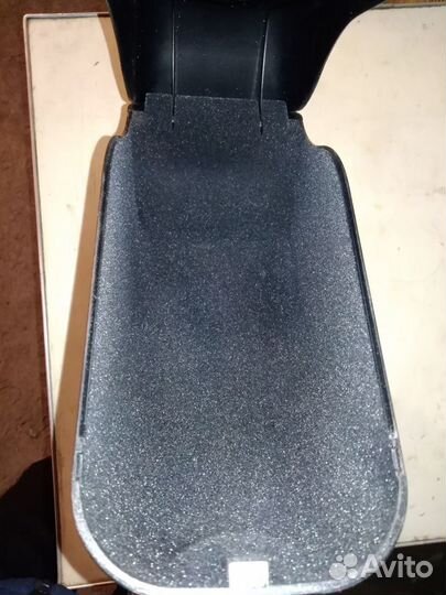 Подлокотник Nissan Almera G15 / Ниссан Альмера