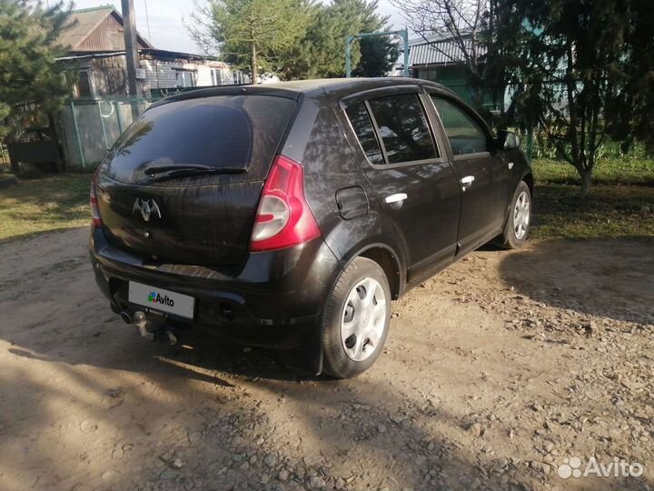 Renault Sandero 1.6 МТ, 2012, 300 000 км
