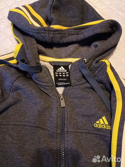 Бронь для доставки три кофты adidas