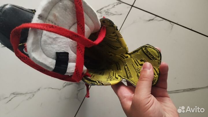 Хоккейные коньки Bauer M4 supreme