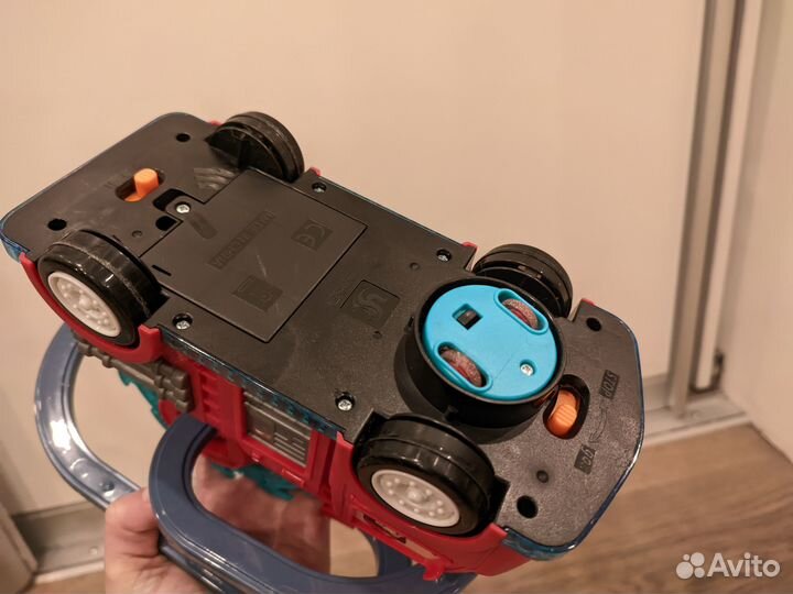 Интерактивная машинка пожарная с утятами