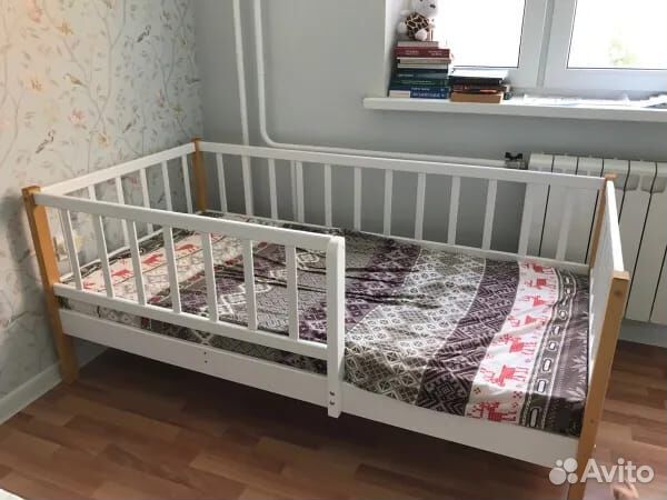 Кроватка высокий борт детская из массива Лисенок