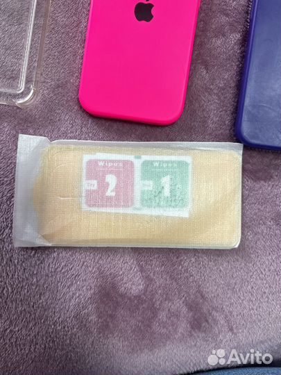 Чехлы на телефон iPhone 14