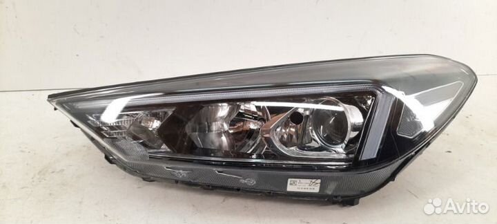 Фара левая Hyundai Tucson 3 2015
