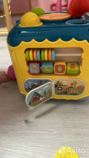 Бизиборд музыкальный