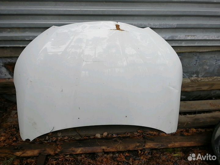 Продам капот