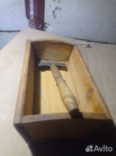 Корыто деревянное с сечкой. б. у
